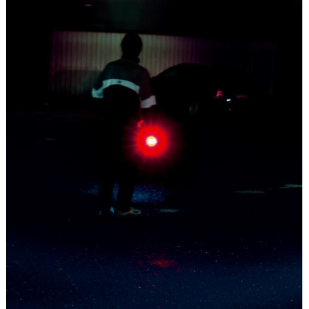 Metmaxx® LED MegaBeam Taschenlampe ´Safe2GoCompact´ titan